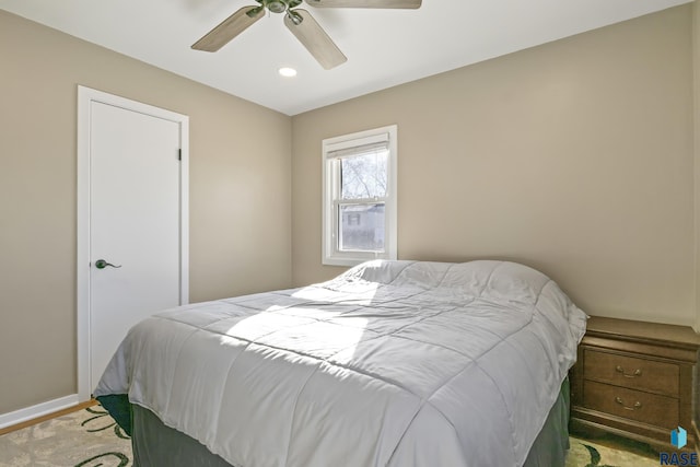 bedroom featuring ceiling fan