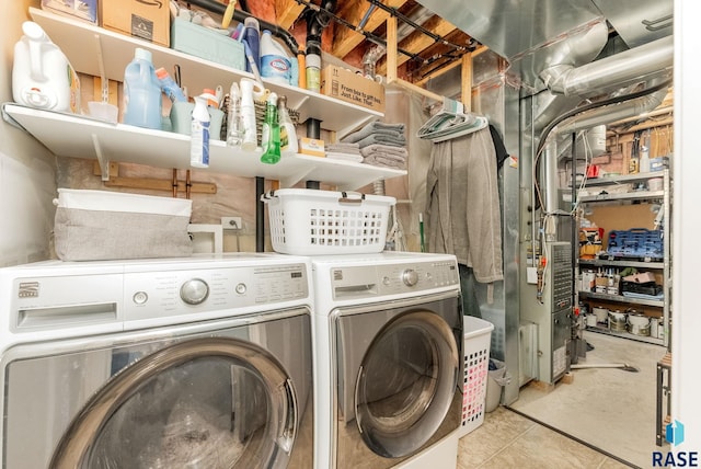 washroom with washer and clothes dryer