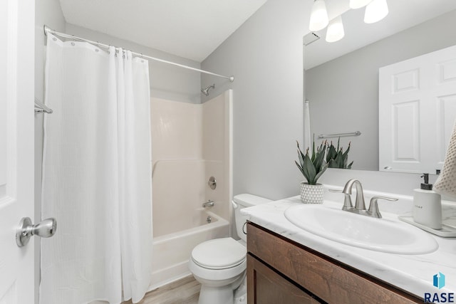 full bathroom with shower / tub combo with curtain, vanity, toilet, and hardwood / wood-style floors