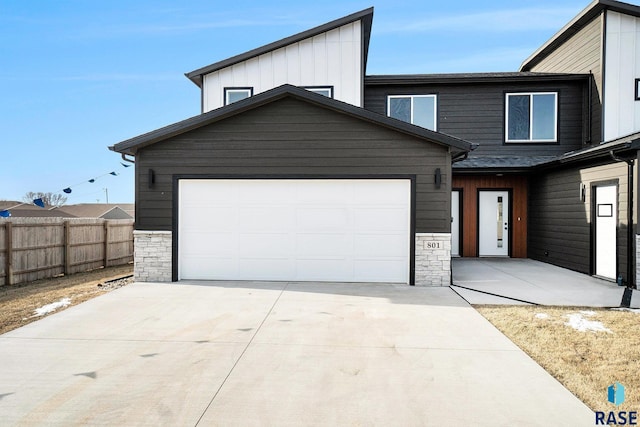 view of front of property featuring a garage