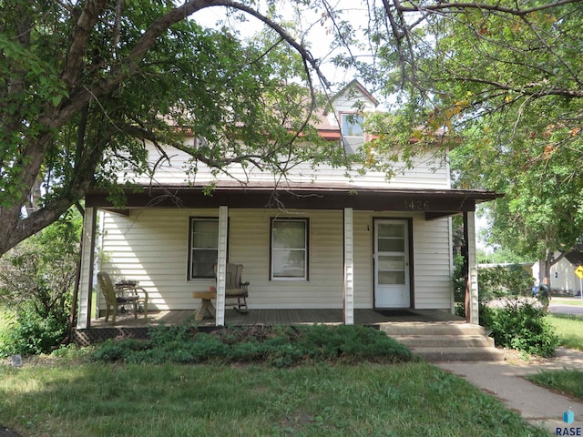 view of front of property with a porch