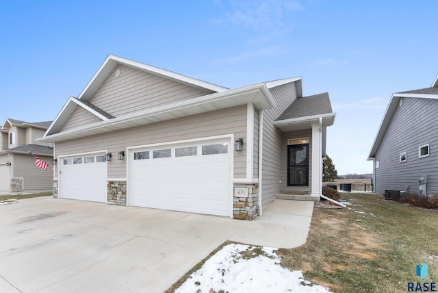 view of front of house featuring a garage