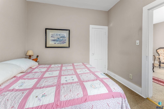 bedroom featuring carpet floors