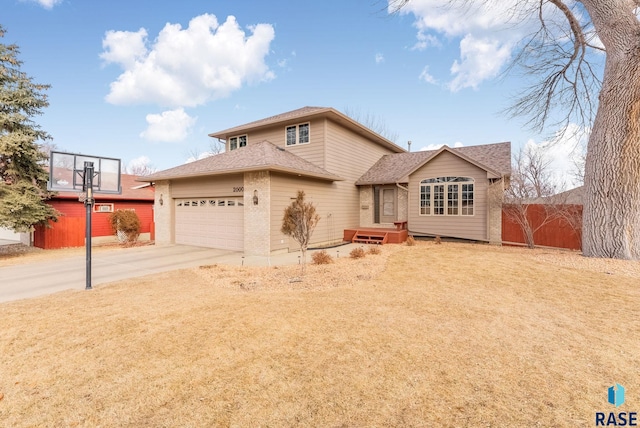 view of front of house with a garage