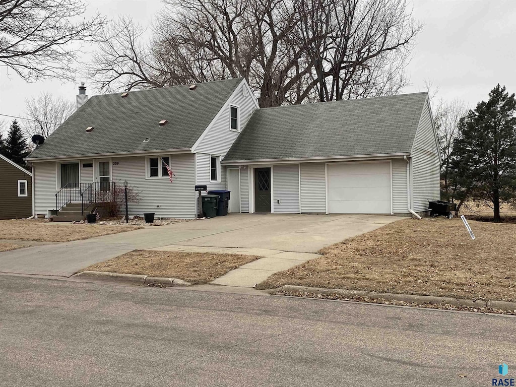 view of front of home with a garage