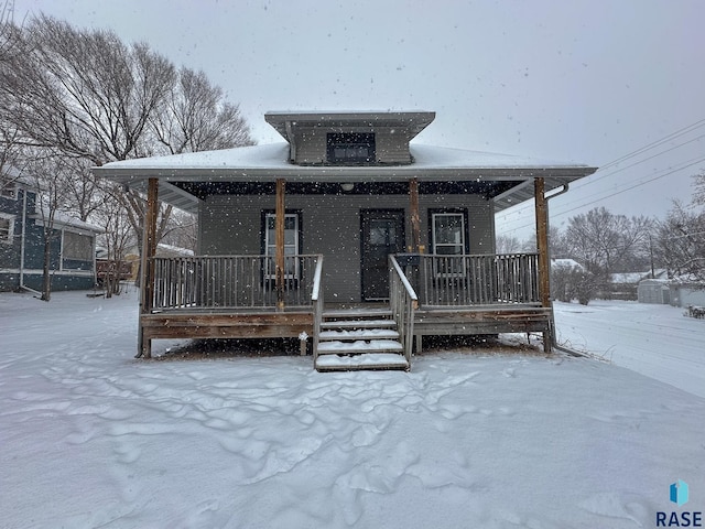 view of front of house with covered porch