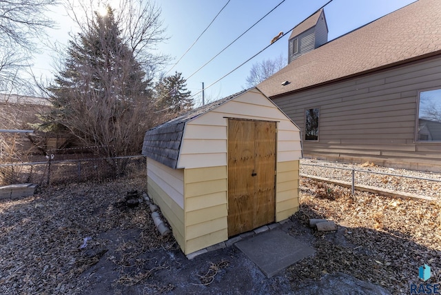 view of outdoor structure