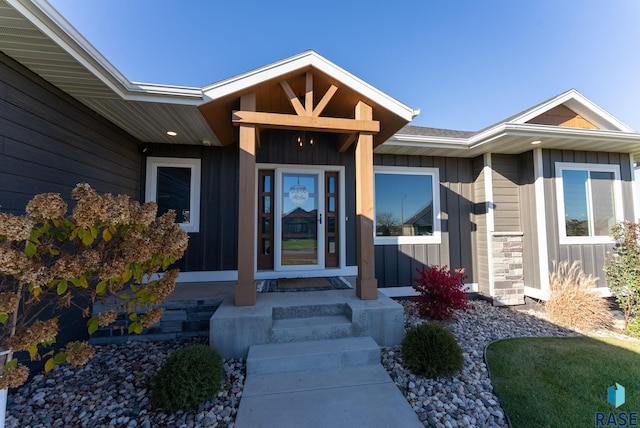 view of property entrance