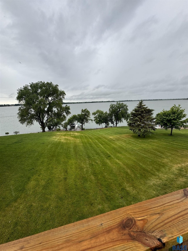 view of yard with a water view