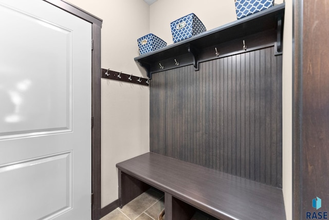 mudroom featuring light tile patterned floors