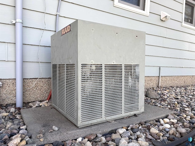 exterior details with a power unit