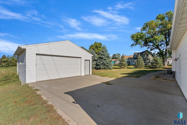 detached garage with central AC