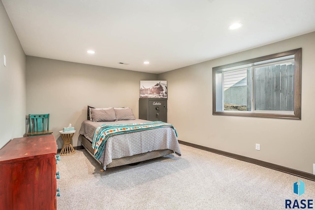 carpeted bedroom with visible vents, recessed lighting, and baseboards