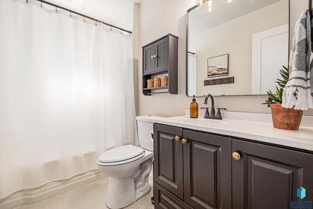 full bath featuring shower / bathtub combination with curtain, toilet, and vanity