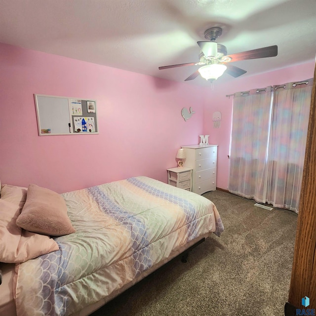 bedroom featuring carpet floors and ceiling fan