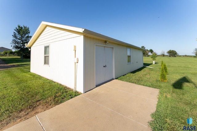 view of outbuilding