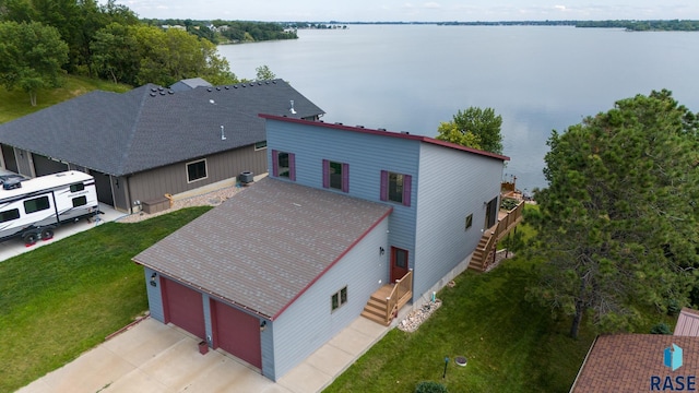 6305 Lakeview Dr, Wentworth, SD 57075 - aerial view with a water view