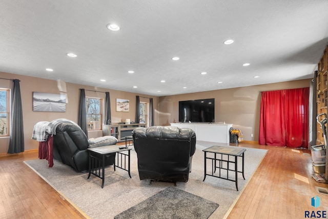 29783 Frog Creek Rd, Centerville, SD 57014 - living area with a wealth of natural light, light wood-style floors, visible vents, and recessed lighting