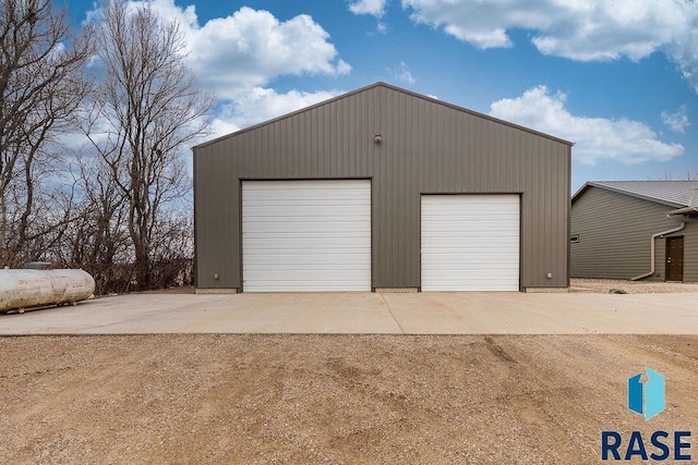 view of detached garage