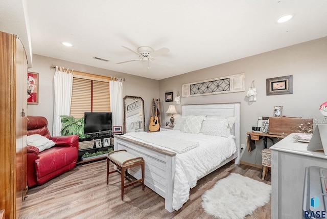 bedroom with ceiling fan, visible vents, recessed lighting, and light wood-type flooring