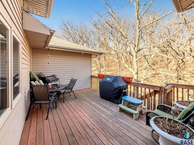 7 N Sun Valley Pl, Sioux Falls, SD 57110 - wooden deck featuring a grill