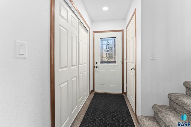 3325 E Manor Cir, Sioux Falls, SD 57103 - doorway to outside with stairway