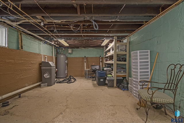 28128 462nd Ave, Davis, SD 57021 - unfinished below grade area featuring gas water heater