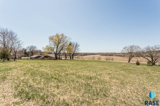 1000 N Six Mile Rd, Sioux Falls, SD 57110 - view of yard with a rural view