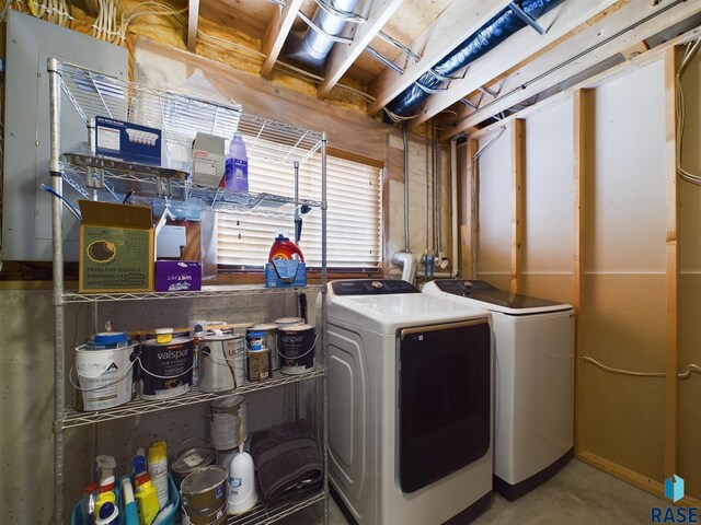 301 W Hackberry St, Brandon, SD 57005 - laundry area featuring independent washer and dryer and laundry area