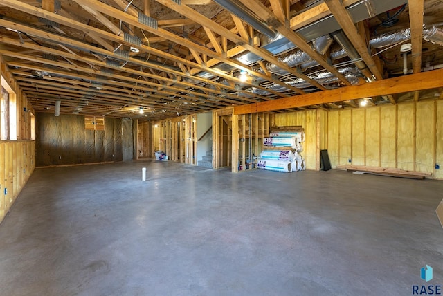 interior space featuring concrete flooring