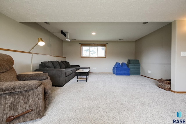 3219 S Grace Ave, Sioux Falls, SD 57103 - carpeted living area with baseboards