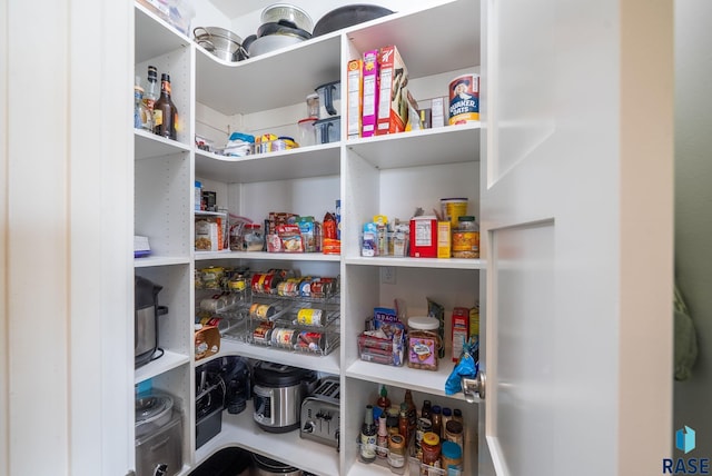 922 Johnson Creek Ct, Harrisburg, SD 57032 - view of pantry