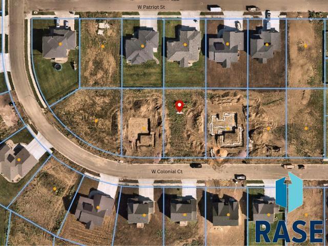 5418 W Colonial Ct, Sioux Falls, SD 57107
