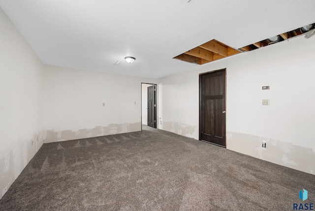 46902 284th St, Lennox, SD 57039 - view of carpeted empty room