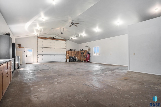6601 Lenola Hts, Wentworth, SD 57075 - garage with baseboards