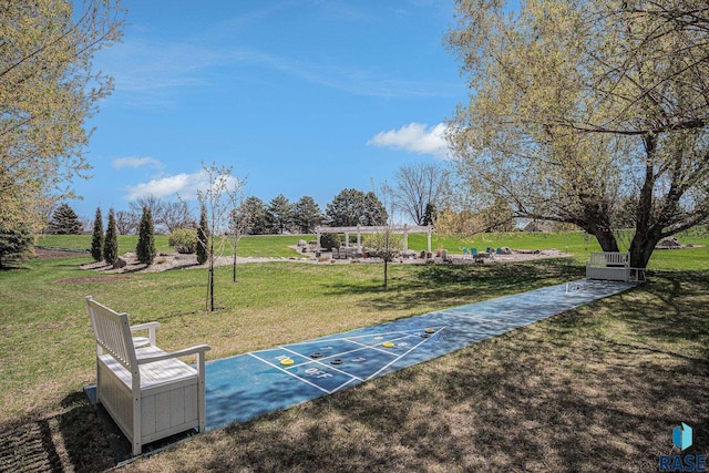 6601 Lenola Hts, Wentworth, SD 57075 - view of property's community featuring shuffleboard and a lawn