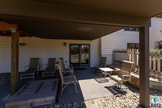 904 W Chicory Ln, Sioux Falls, SD 57108 - view of patio with fence