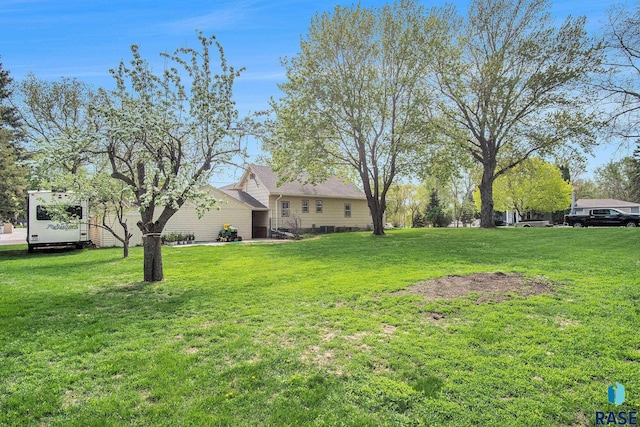 view of grassy yard
