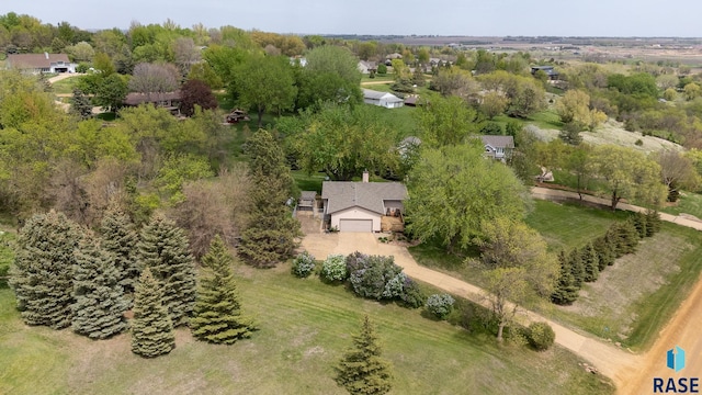 aerial view of property and surrounding area