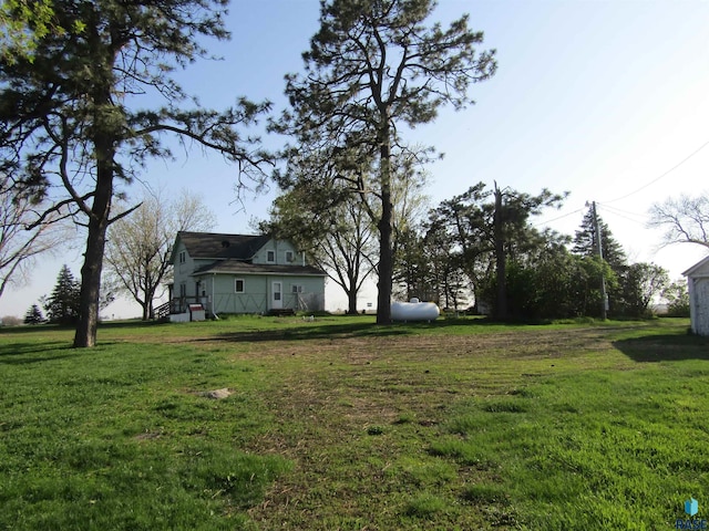 view of grassy yard