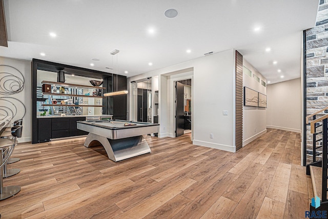 rec room featuring billiards, light wood-style flooring, recessed lighting, and baseboards