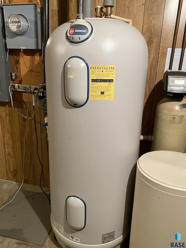 1208 Hampshire Cir, Luverne, MN 56156 - utility room with electric meter