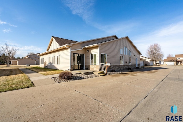 1805 S Sertoma Ave Unit 105, Sioux Falls, SD 57106 - view of rear view of house