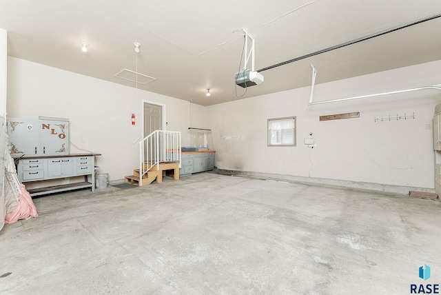 2604 N Wright Ave, Sioux Falls, SD 57107 - garage with a garage door opener