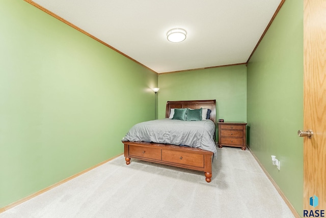 408 N Oak Ridge Rd, Brandon, SD 57005 - carpeted bedroom featuring crown molding and baseboards