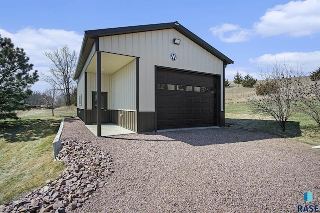 view of detached garage