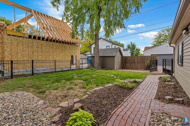 705 E 21st St, Sioux Falls, SD 57105 - view of yard