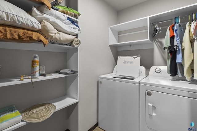 2541 E Meadowside Pl, Sioux Falls, SD 57108 - washroom with separate washer and dryer