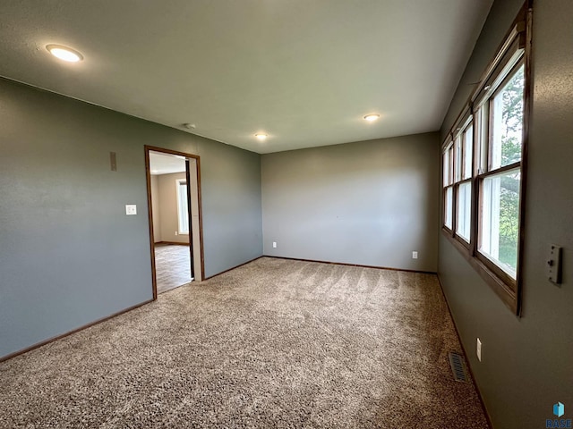 210 160th Ave, Edgerton, MN 56156 - empty room featuring carpet flooring, recessed lighting, and baseboards