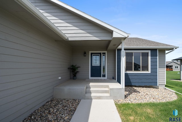 525 Quartzite Ave, Tea, SD 57064 - view of exterior entry featuring a shingled roof